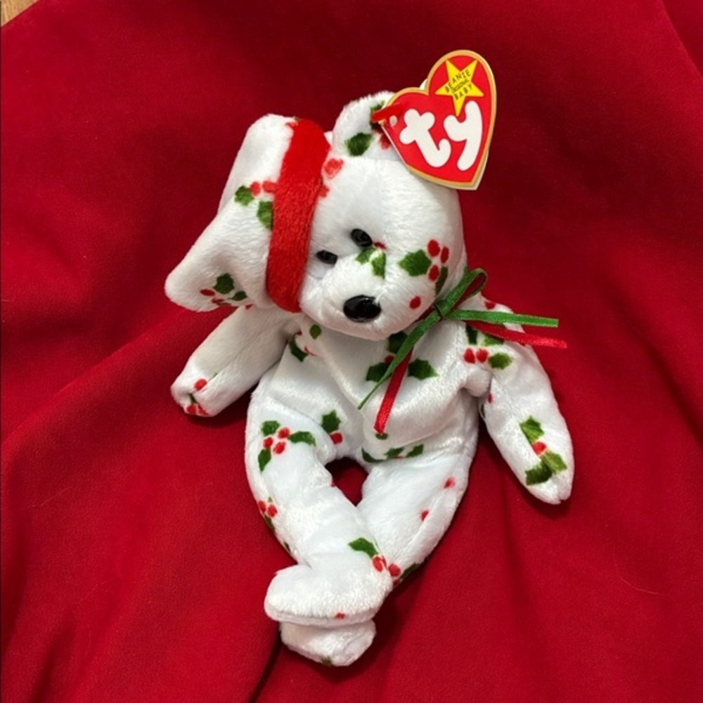Ty The Beanie Babies Collection 1998 Holiday Teddy. Jingle Bell in Hat.